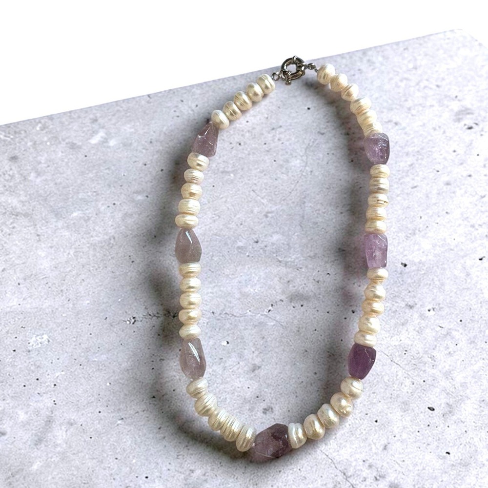 Freshwater Pearl and Raw Amethyst Bead Necklace Purple White Gemstone Strand - Picture 4 of 4